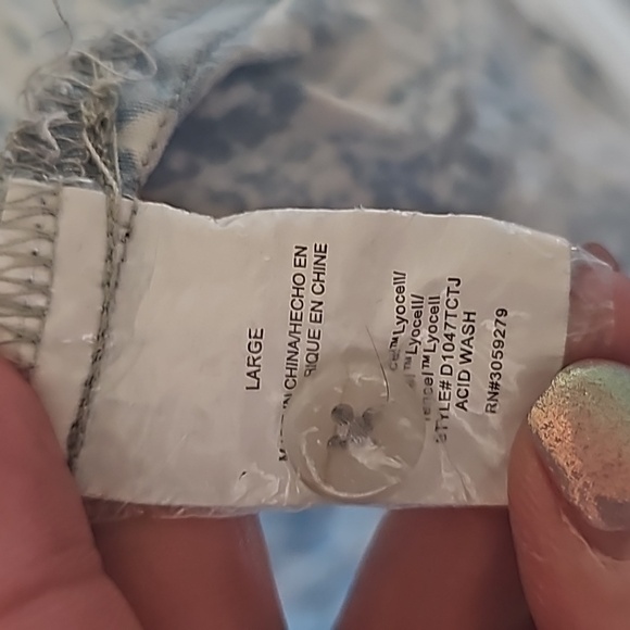 Thread and supply acid wash button down jean chambray dress - Picture 4 of 4